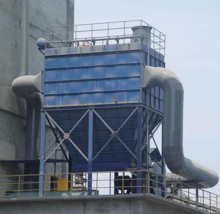 6萬風量塑燒板除塵器價格解析及在污泥處理設備中的應用